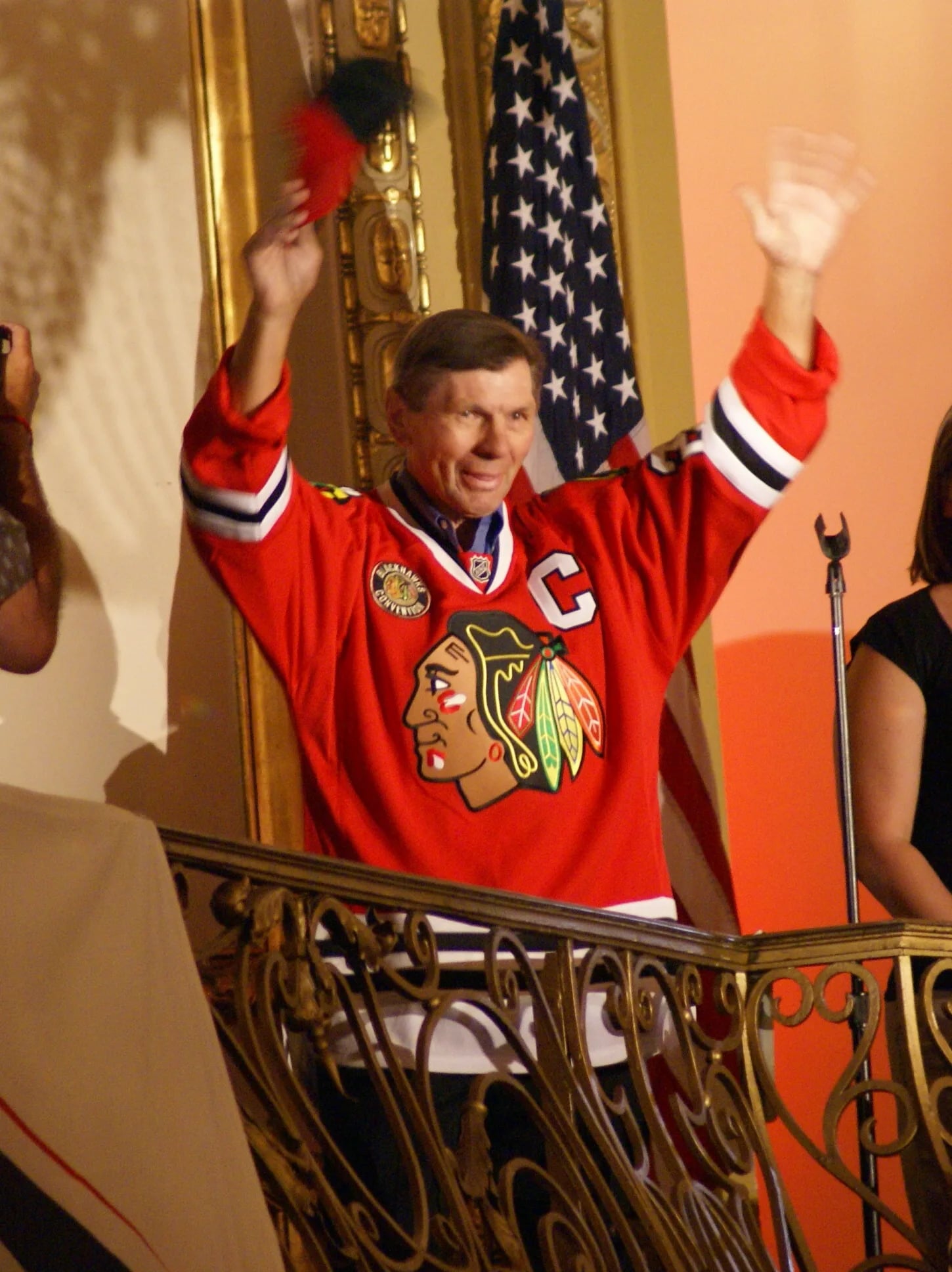 Porträt von Stan Mikita (1940–2018) – Gedenkseite