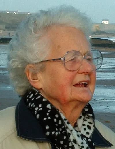 Mary Midgley (geb. Mary Beatrice Scrutton)