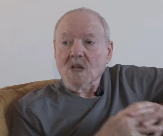 Portrait of Daniel Quinn (1935–2018) – memorial page