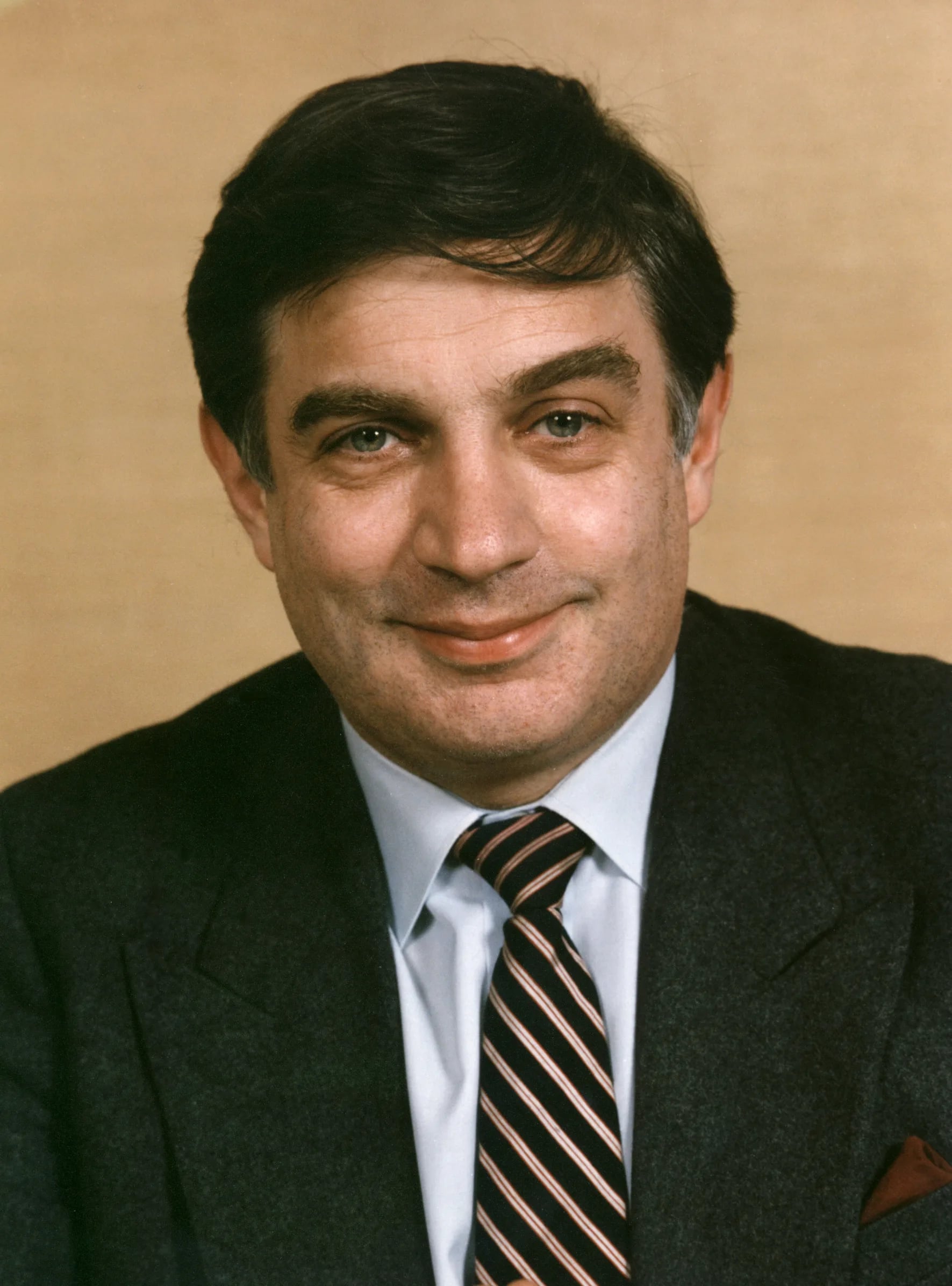 Porträt von Peter Sutherland (1946–2018) – Gedenkseite