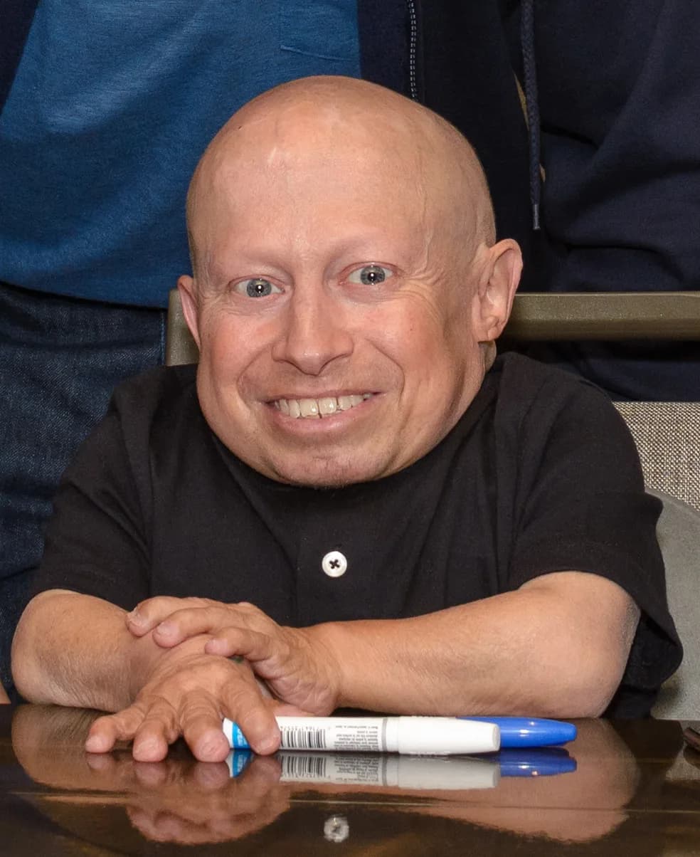 Verne Troyer (née Vernon Jay Troyer)