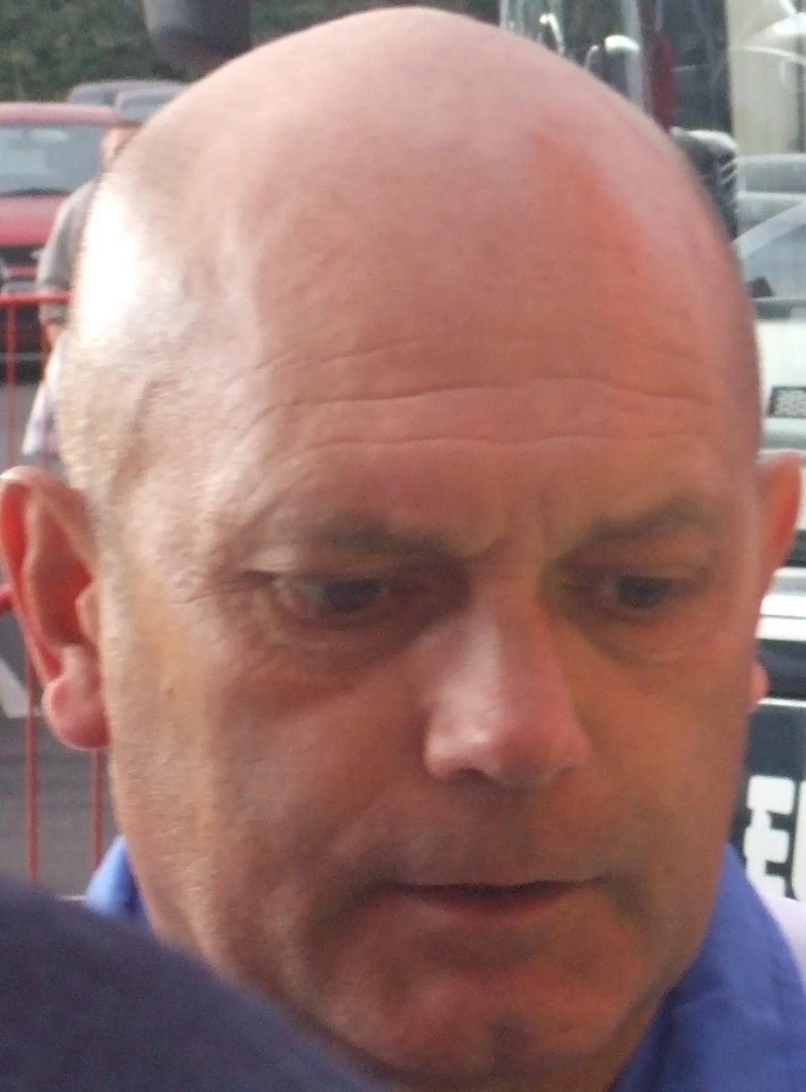 Portrait of Ray Wilkins (1956–2018) – memorial page