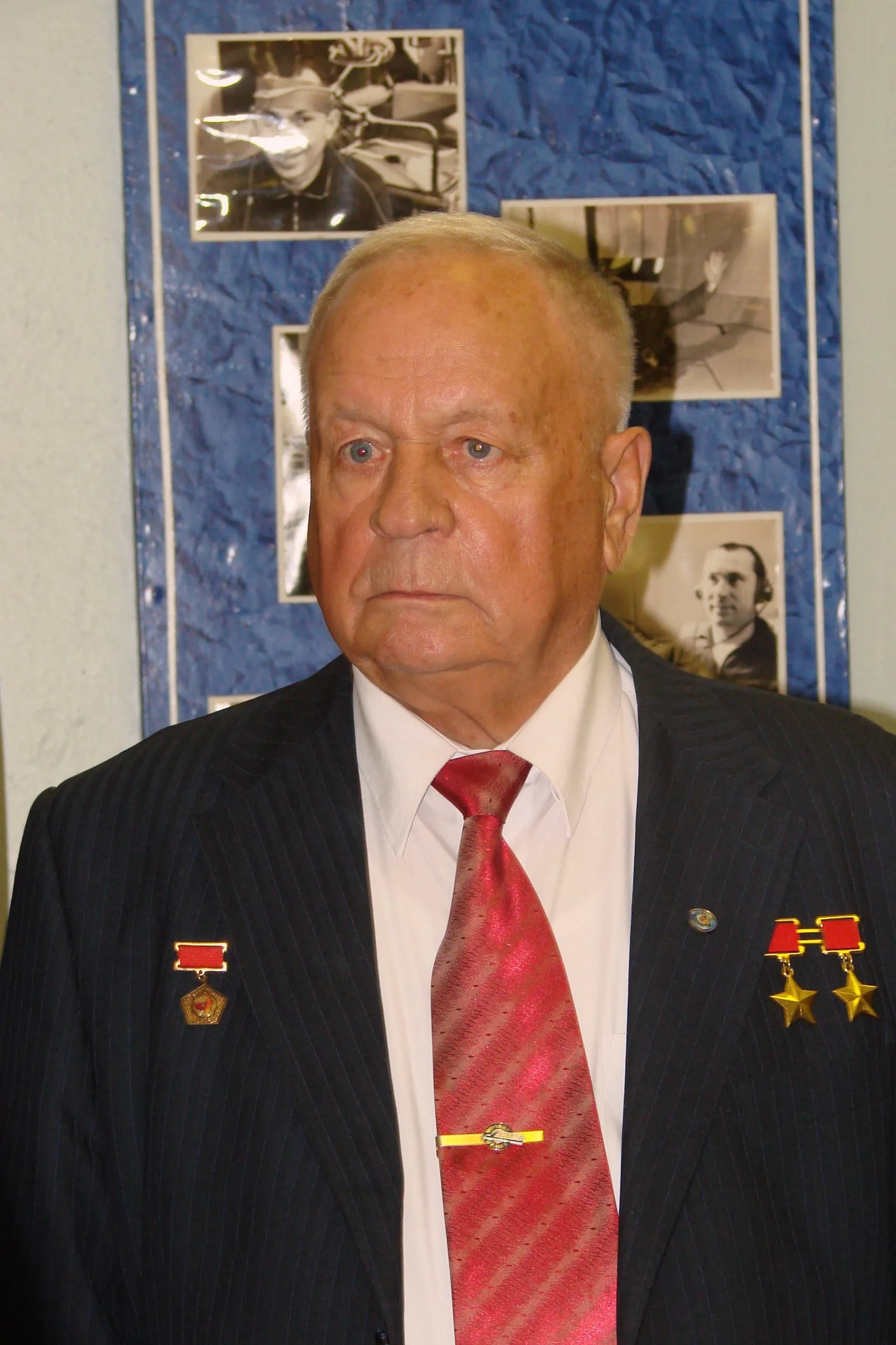 Portrait of Wiktor Wassiljewitsch Gorbatko (1934–2017) – memorial page