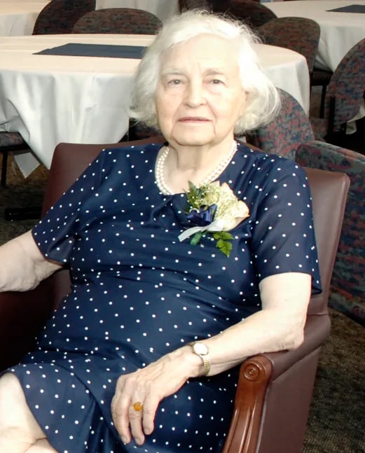 Porträt von Isabella Karle (1921–2017) – Gedenkseite