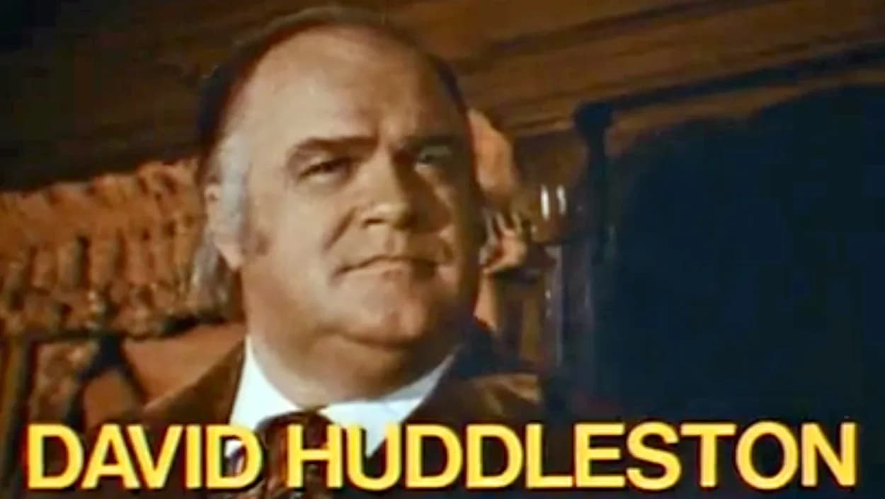 David Huddleston (geb. David William Huddleston)