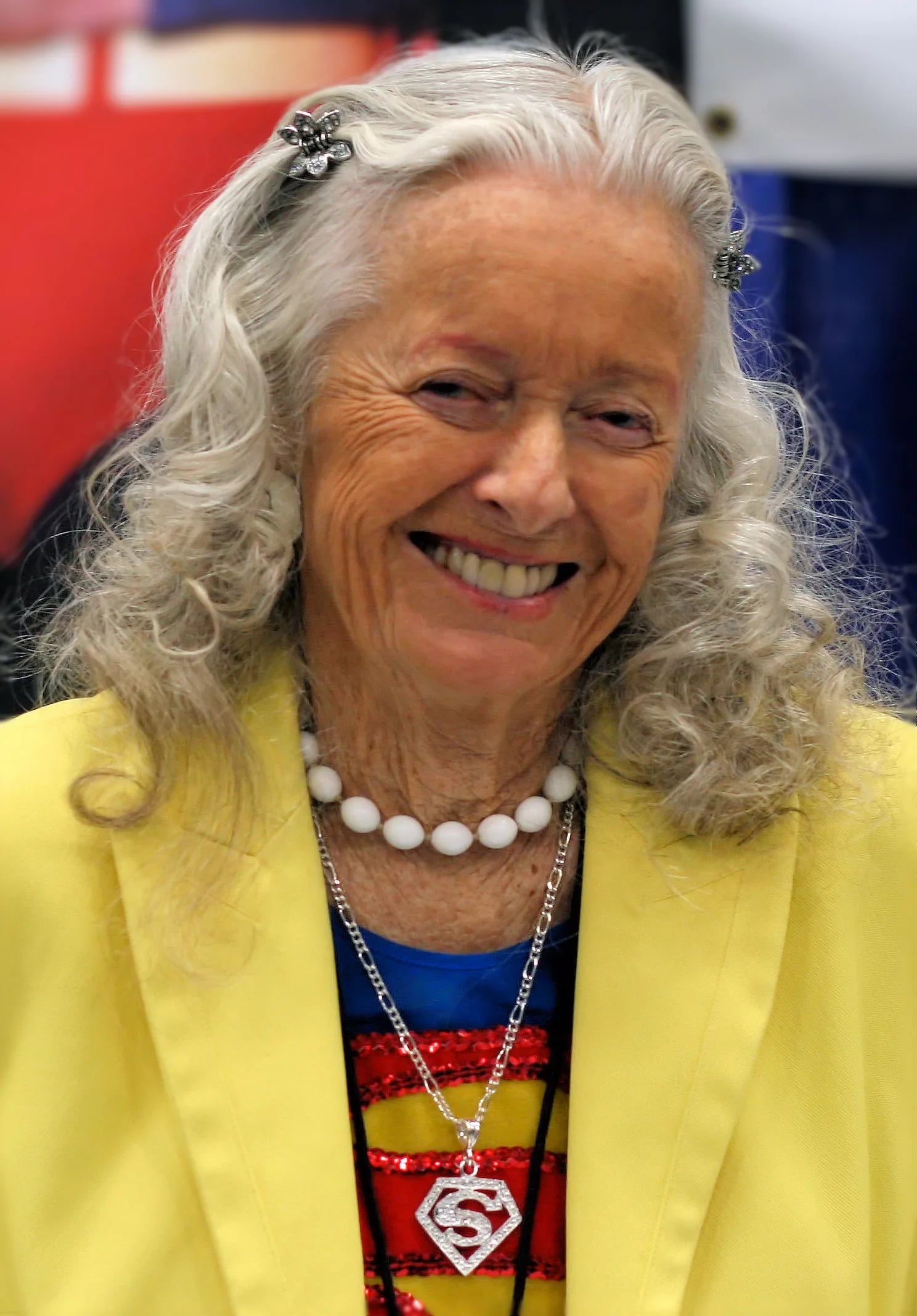 Portrait of Noel Neill (1920–2016) – memorial page