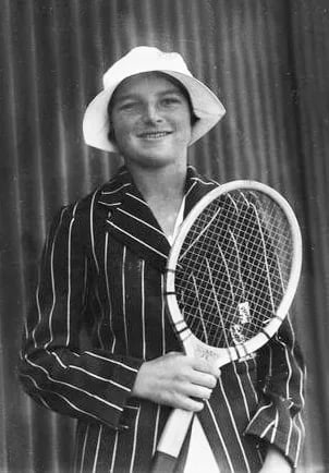 Portrait of Thelma Coyne Long (1918–2015) – memorial page