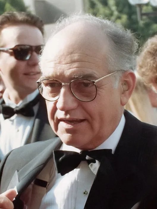 Portrait of Richard Dysart (1929–2015) – memorial page