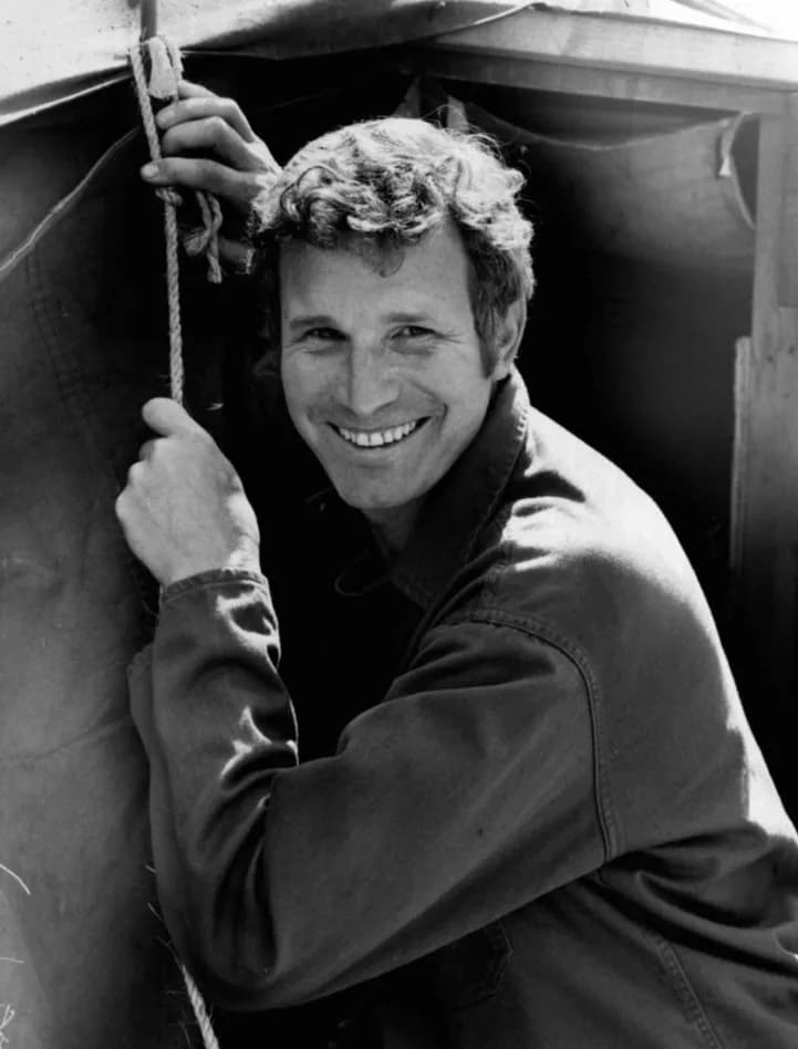 Wayne Rogers (geb. William Wayne McMillan Rogers)