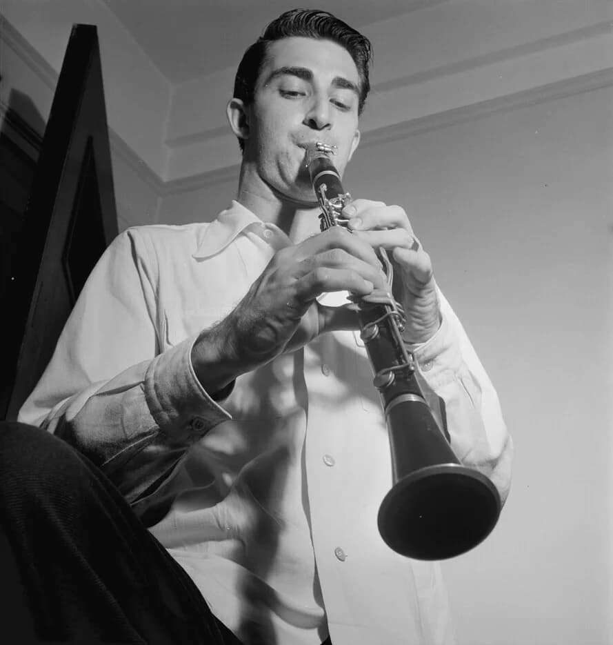Buddy DeFranco (nΓ©e Boniface Ferdinand Leonard DeFranco)