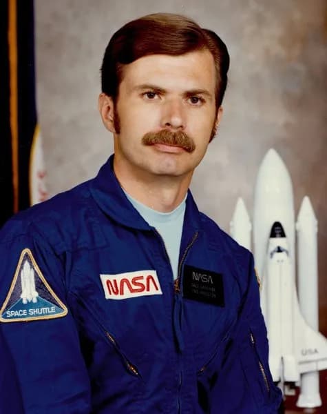 Dale Gardner (geb. Dale Allan Gardner)