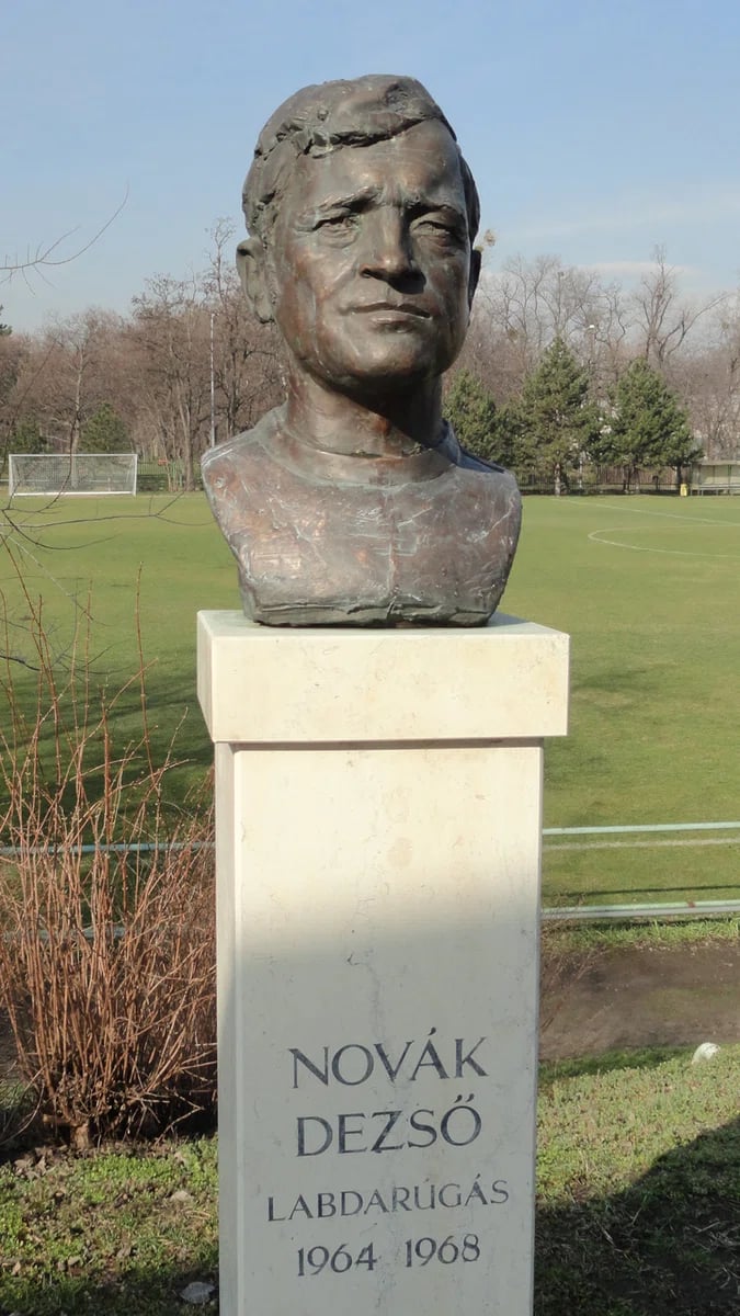 Porträt von Dezső Novák (1939–2014) – Gedenkseite