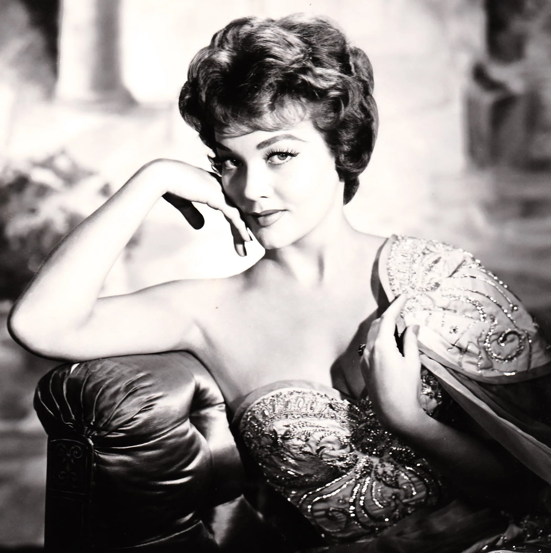 Portrait of Patrice Wymore (1926–2014) – memorial page