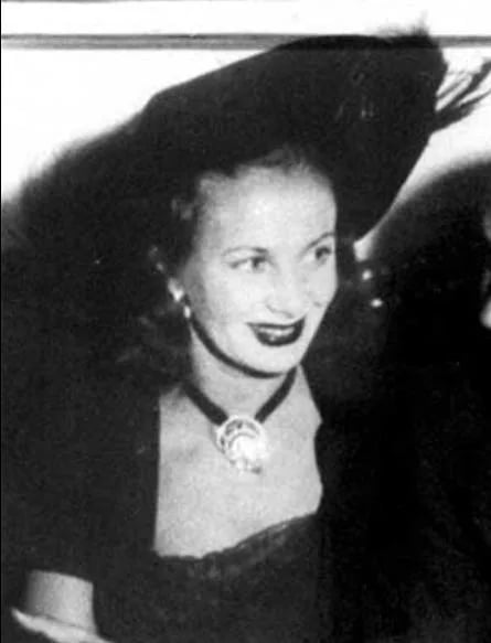 Portrait of Lillian May Davies (1915–2013) – memorial page