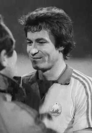 Costică Ștefănescu