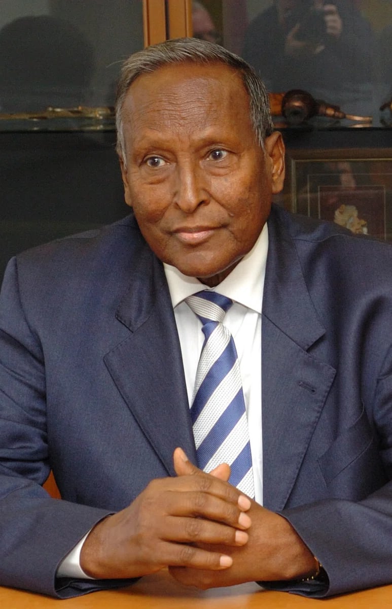 Portrait of Abdullahi Yusuf Ahmed (1934–2012) – memorial page