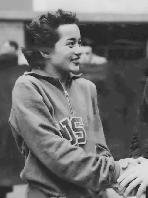 Portrait of Victoria Draves (1924–2010) – memorial page