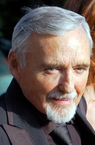 Porträt von Dennis Hopper (1936–2010) – Gedenkseite