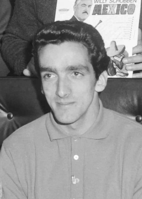 José Augusto Torres (geb. José Augusto da Costa Sénica Torres)