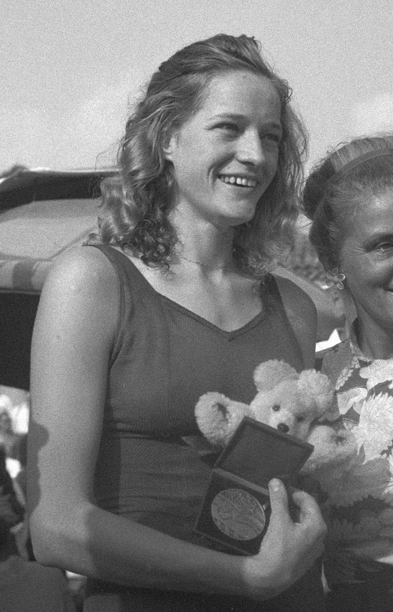 Portrait of Karen Harup (1924–2009) – memorial page