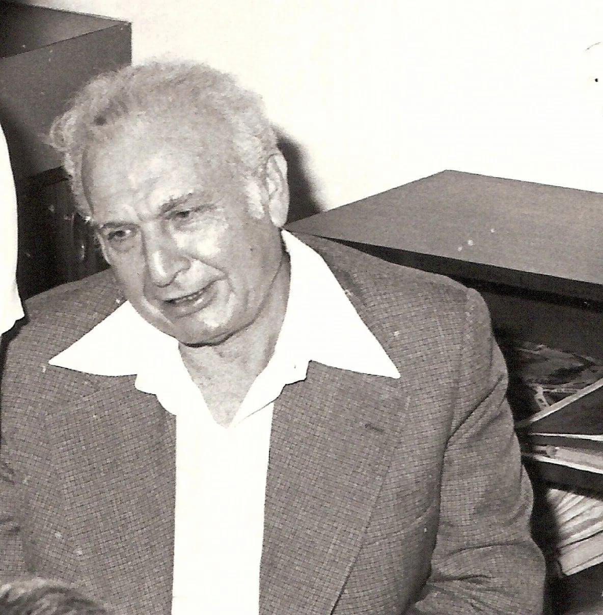 Portrait of Ephraim Katzir (1916–2009) – memorial page