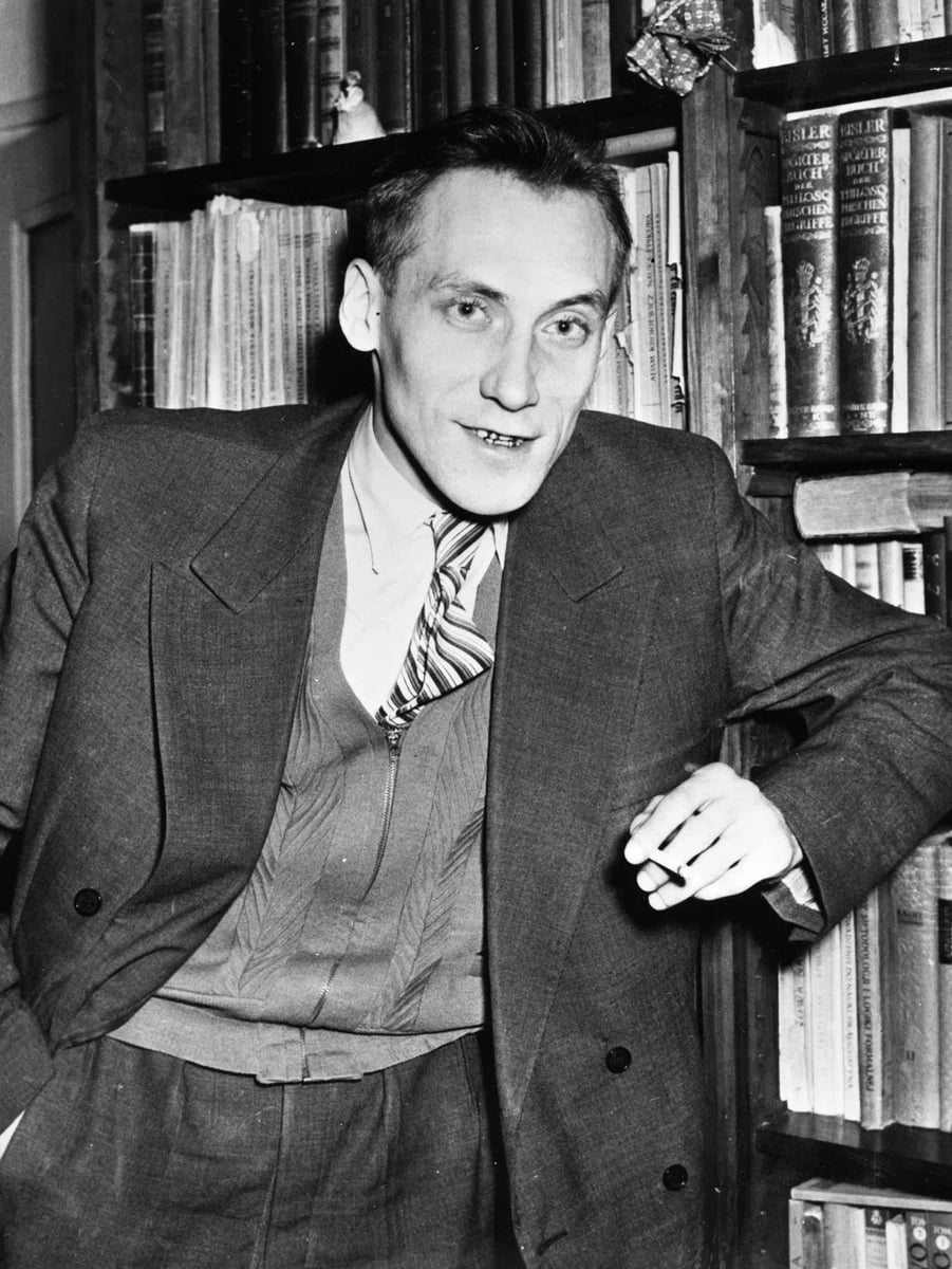 Portrait of Leszek Kołakowski (1927–2009) – memorial page