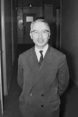 Porträt von Henri Cartan (1904–2008) – Gedenkseite