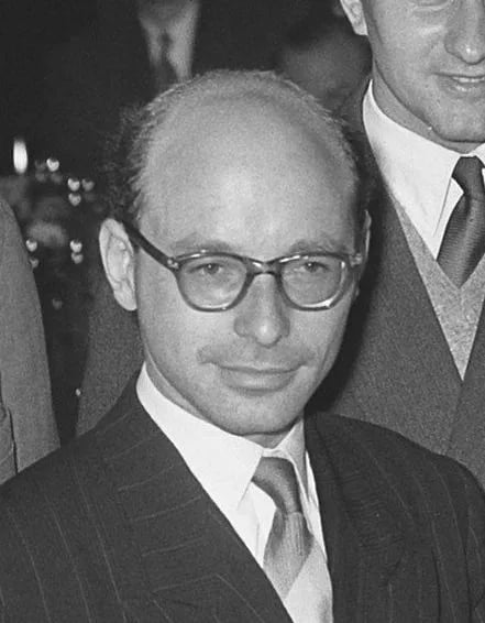 Portrait of Dawid Ionowitsch Bronstein (1924–2006) – memorial page