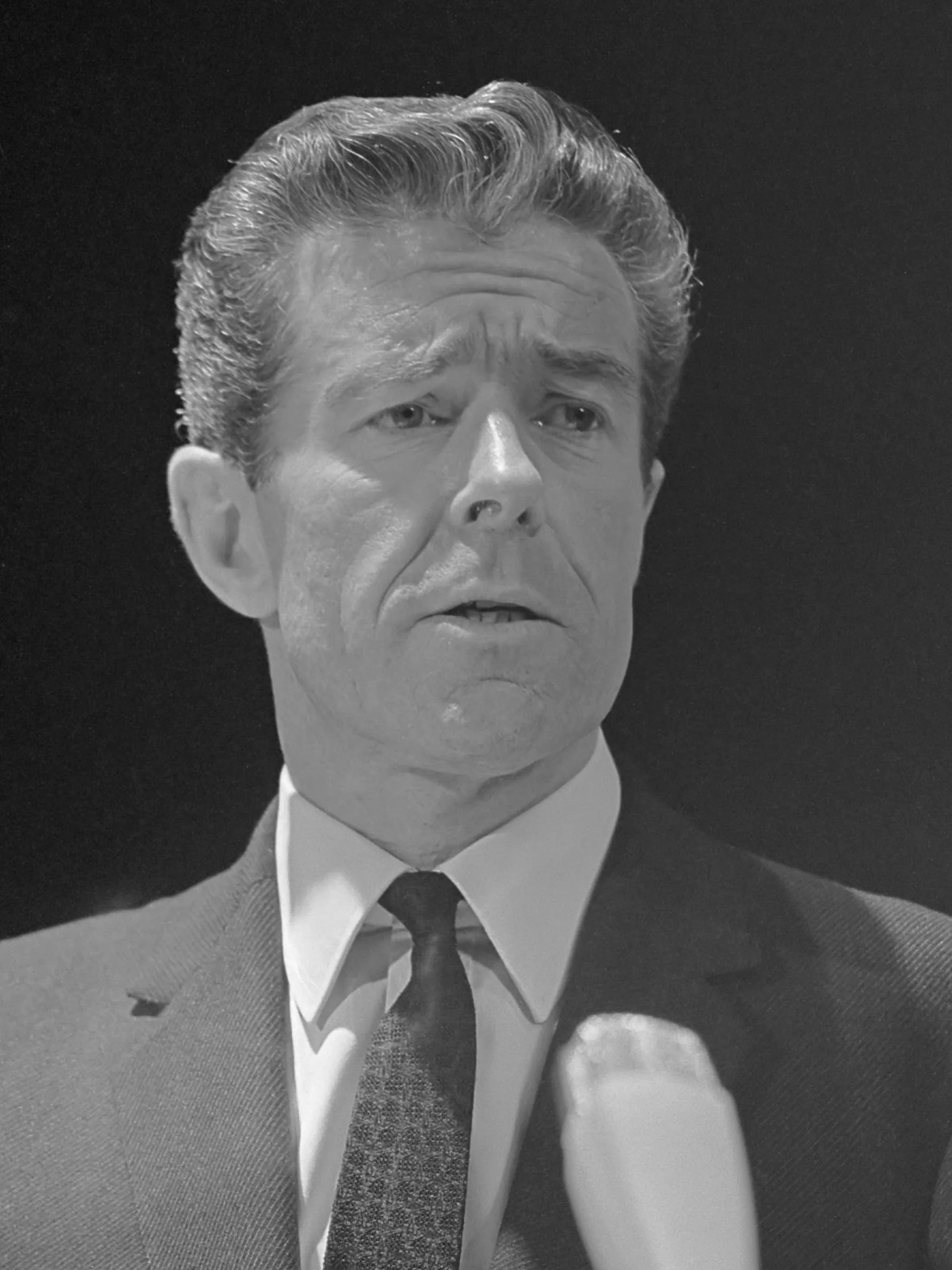 Portrait of Jean-Jacques Servan-Schreiber (1924–2006) – memorial page