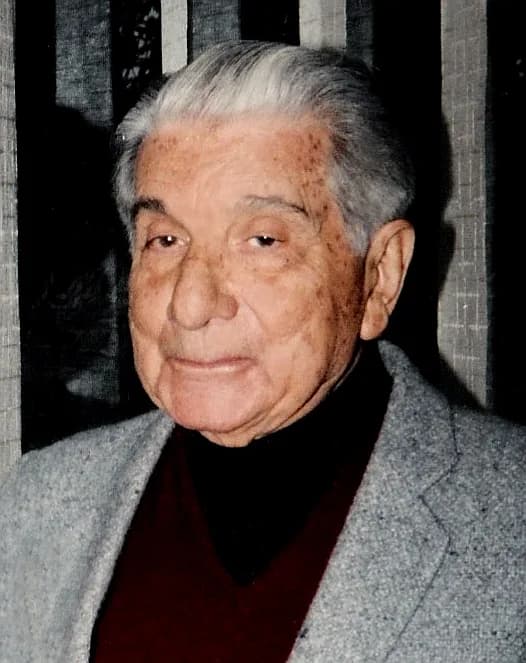 Augusto Roa Bastos (née Augusto José Antonio Roa Bastos)