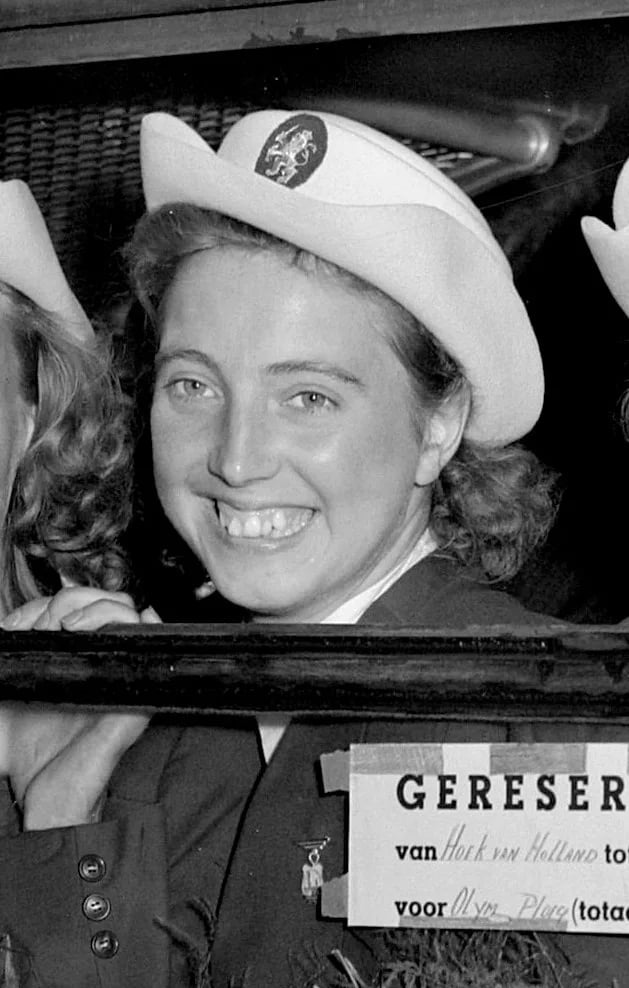 Portrait of Nettie Witziers-Timmer (1923–2005) – memorial page