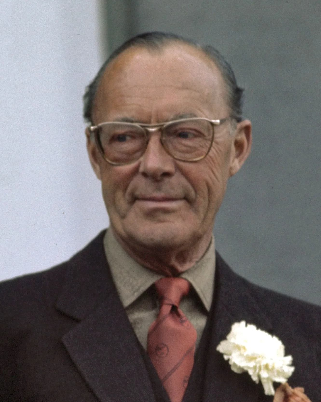 Bernhard zur Lippe-Biesterfeld