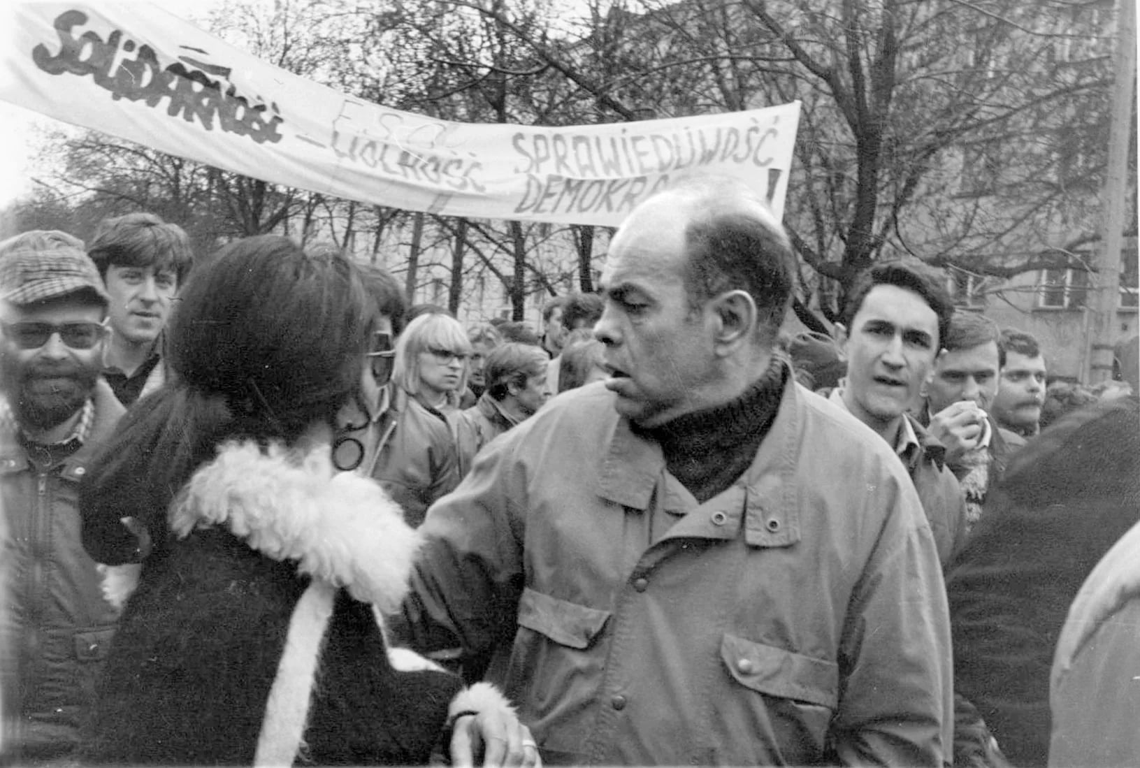 Porträt von Jacek Kuroń (1934–2004) – Gedenkseite
