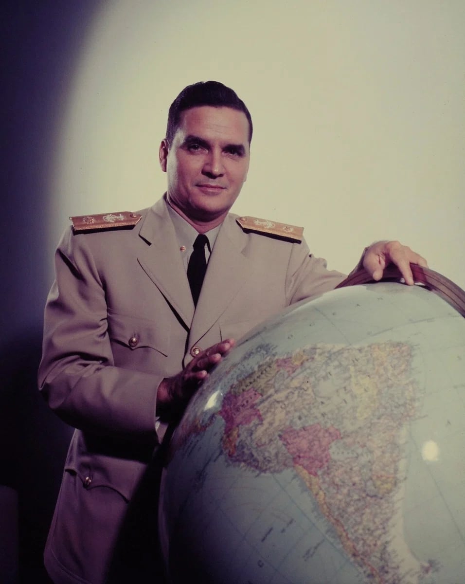 Portrait of Wolfgang Larrazábal (1911–2003) – memorial page