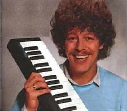 Tommy Seebach (née Tommy Seebach Mortensen)