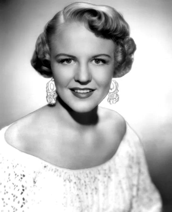 Peggy Lee (née Norma Deloris Egstrom)