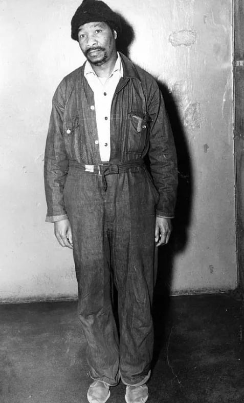 Portrait of Govan Mbeki (1910–2001) – memorial page