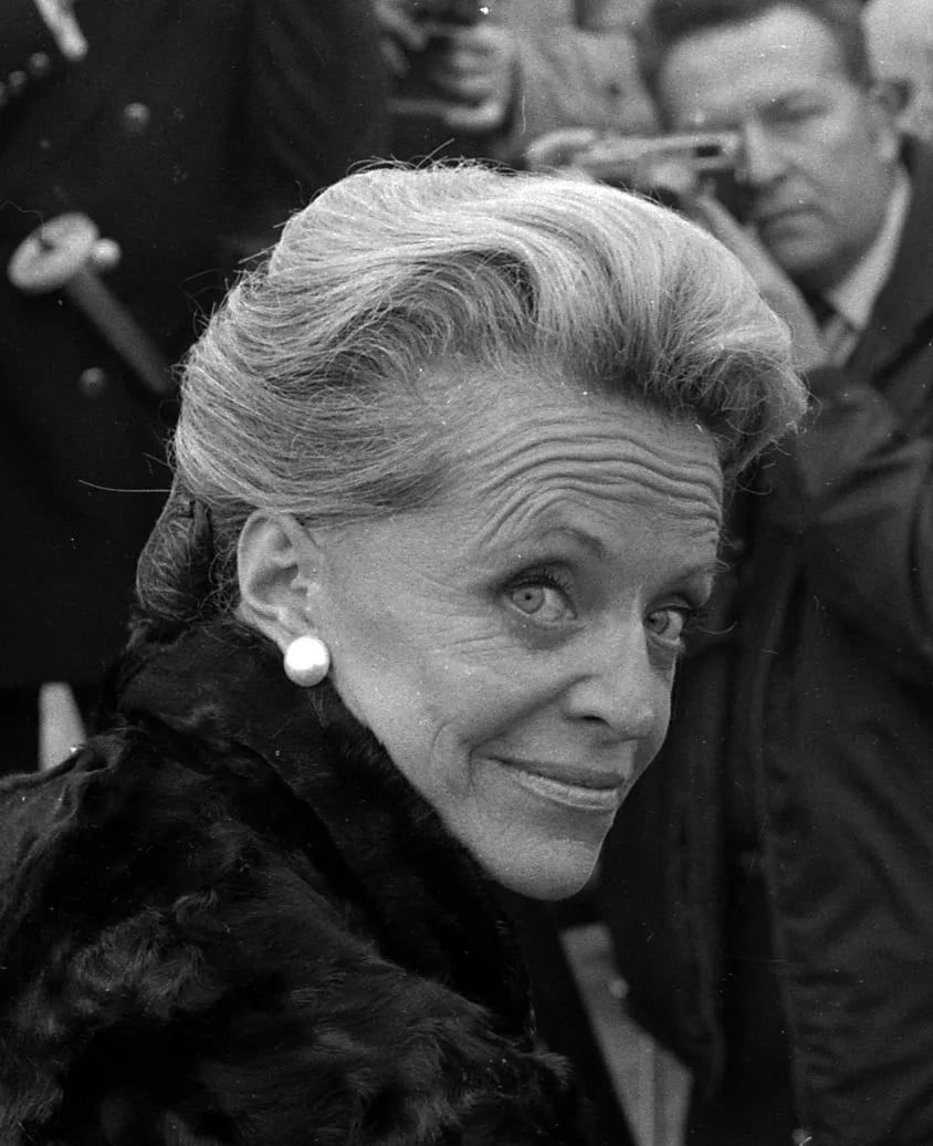 Porträt von Jacqueline Auriol (1917–2000) – Gedenkseite