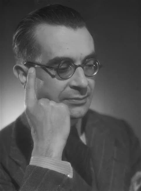 Roger Peyrefitte (née Pierre Roger Peyrefitte)