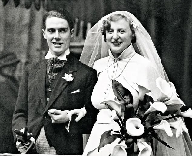 Porträt von Anthony Powell (1905–2000) – Gedenkseite