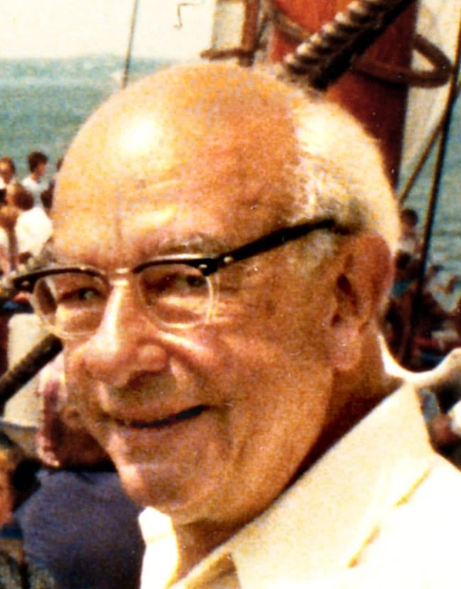Porträt von Willard Van Orman Quine (1908–2000) – Gedenkseite