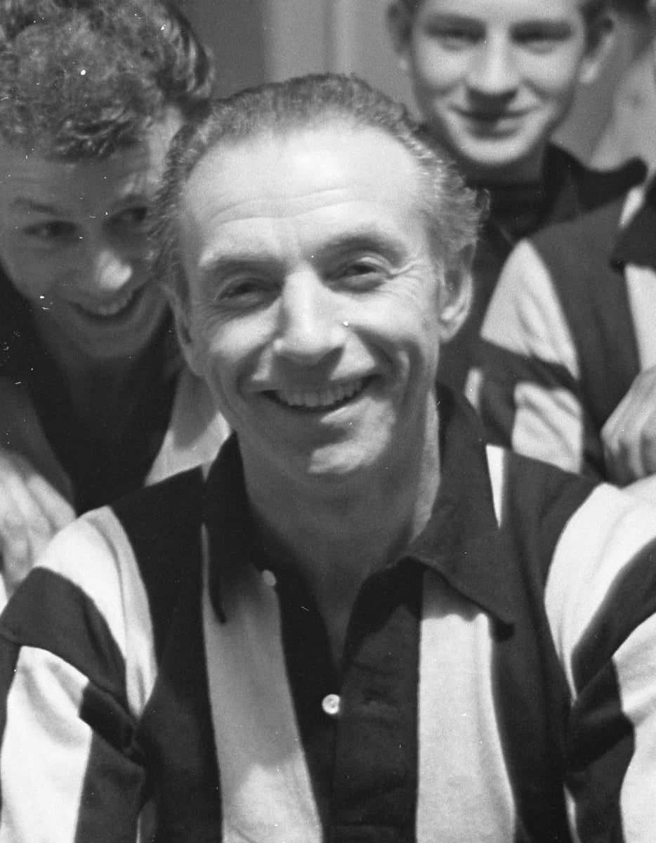 Portrait of Stanley Matthews (1915–2000) – memorial page