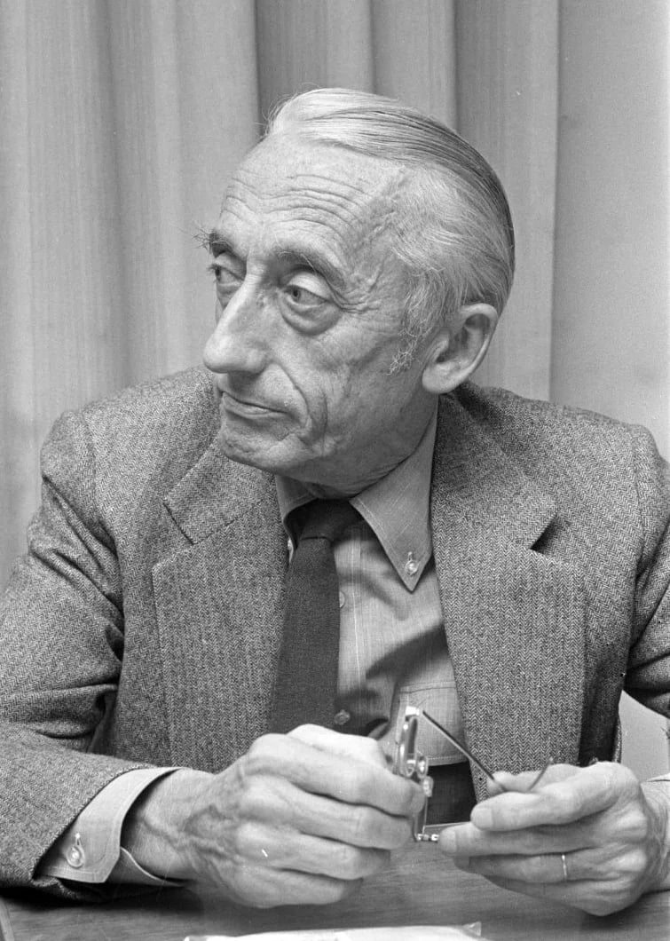 Portrait of Jacques-Yves Cousteau (1910–1997) – memorial page