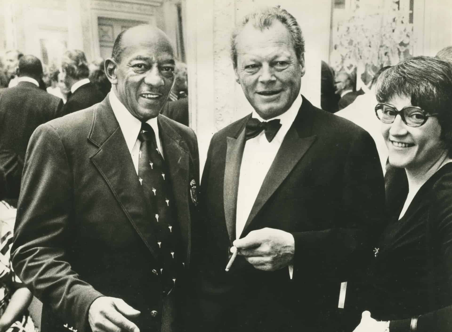Memorial page of Jesse Owens