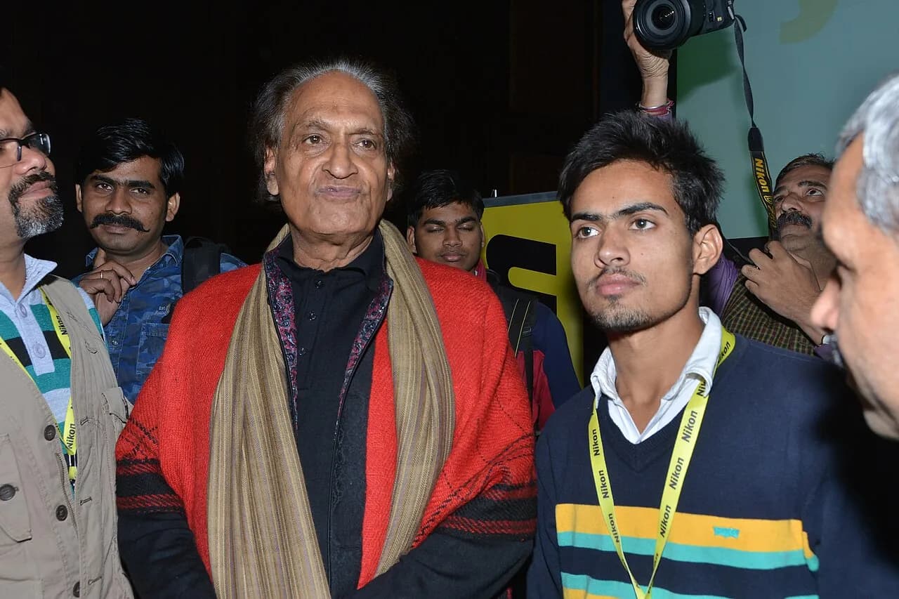 Memorial page of Raghu Rai