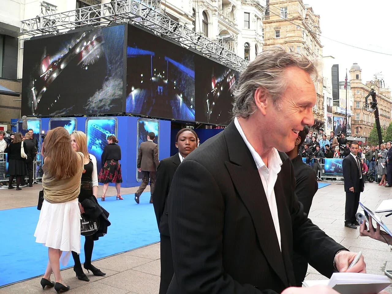 Memorial page of Anthony Head